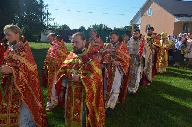  sarny.church.ua.