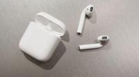   Apple Airpods  ,       