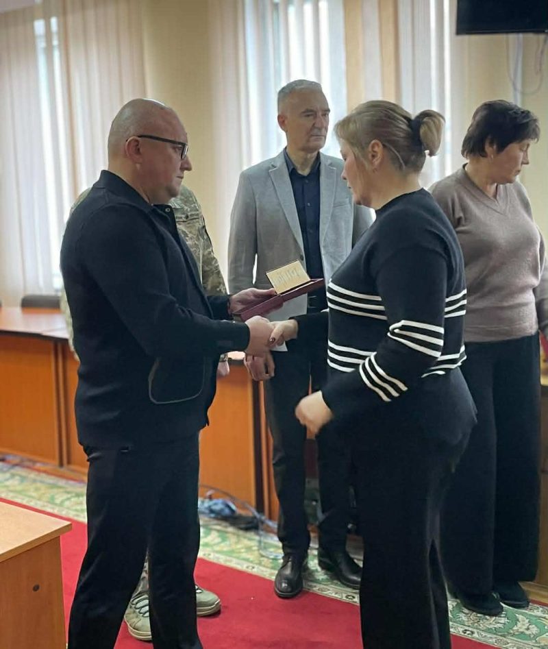 Вручення нагород родинам загиблих Захисників