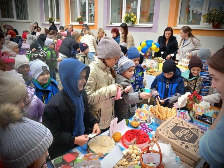 благодійний ярмарок