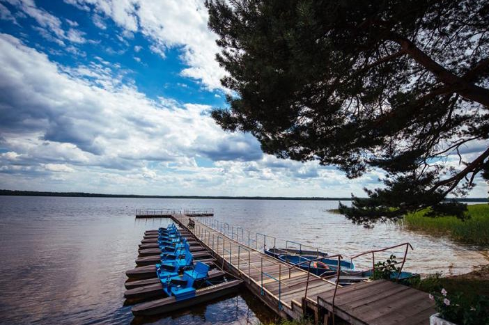 озера Рівнещини