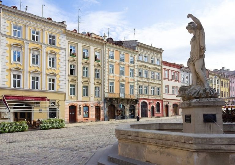 вихідні у Львові