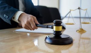 за домашнє насильство