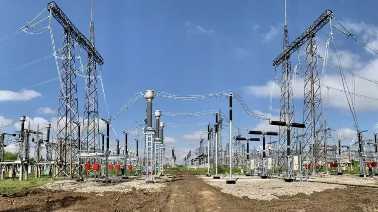 по Західноукраїнській електропідстанції