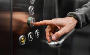 обірвався ліфт