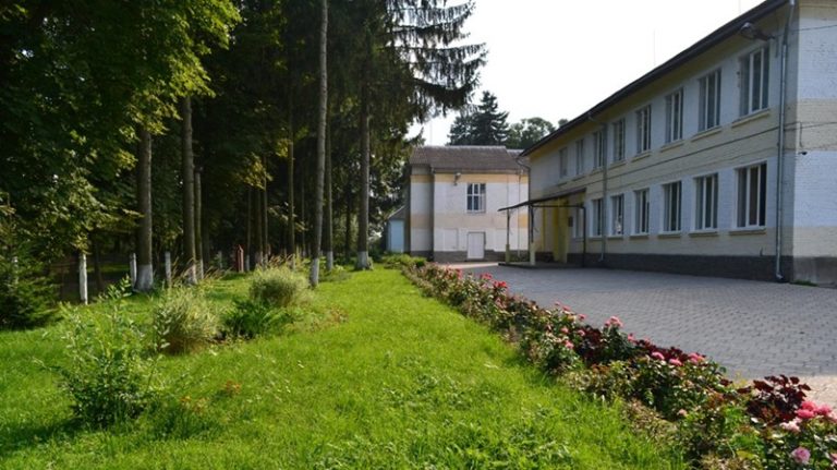 чи закриють спецшколи на Рівненщині