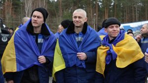 200 українських військовослужбовців