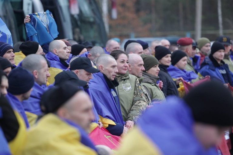 13 військових з Рівненщини