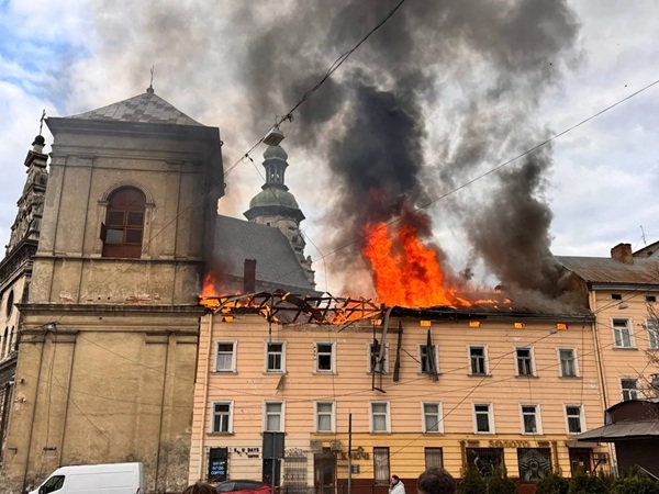 влучання Львів