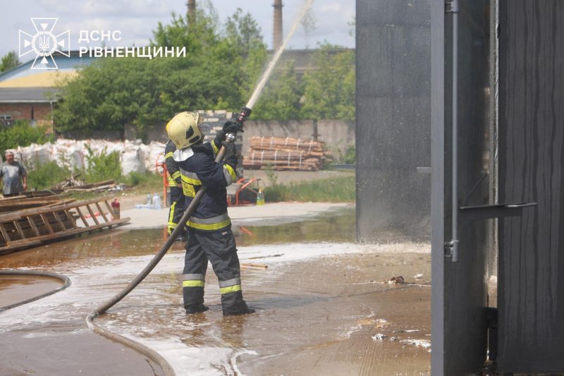 пожежа на деревообробному підприємстві