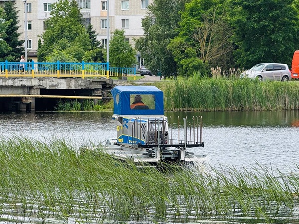 очищення річки