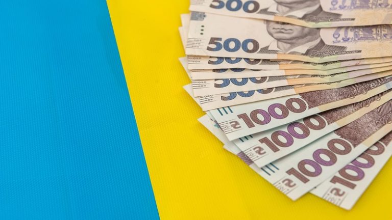допомога до Дня Незалежності