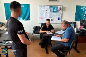 керівник благодійного фонду привласнив