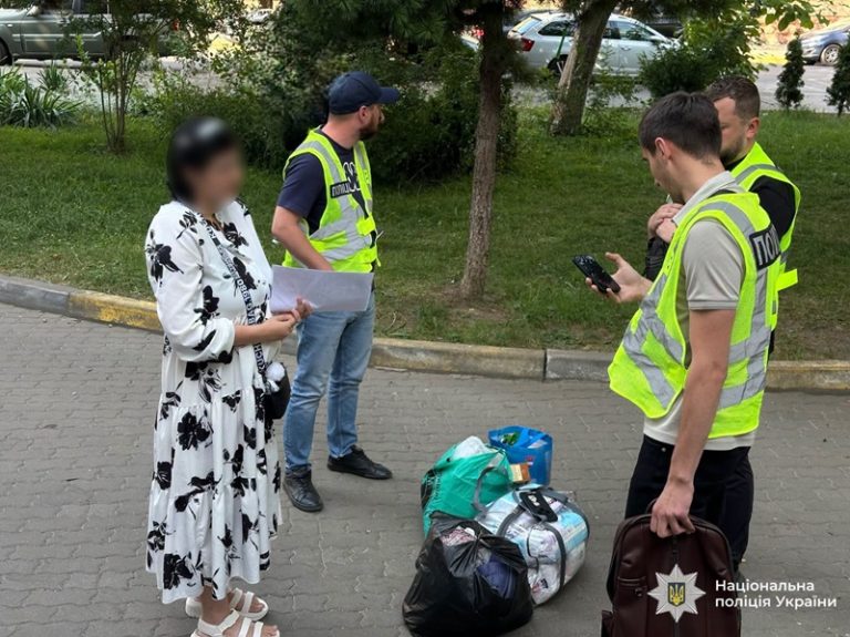 Жінка продала новонароджену дитину