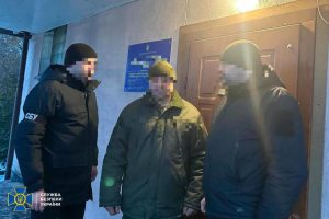 незаконний збут зброї