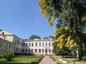 найпопулярніші виші