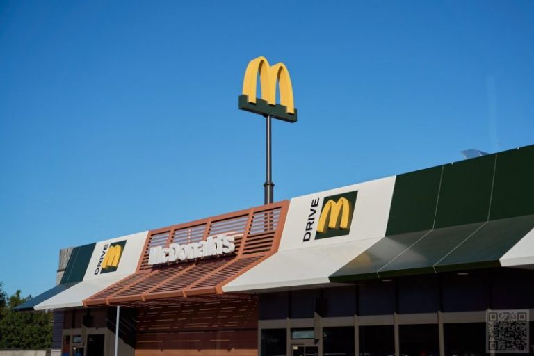 У Рівному відкрився новий McDonald’s: графік роботи
